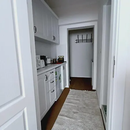 Wild Cherry Apartment